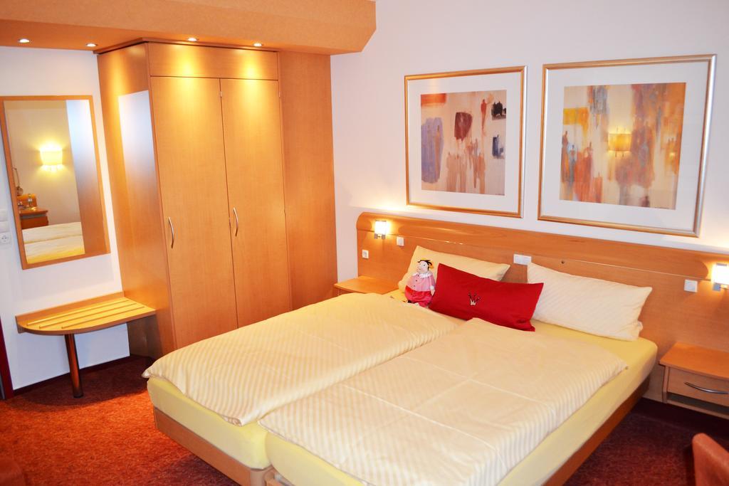 Hotel Witte-Konig Garrel Bilik gambar
